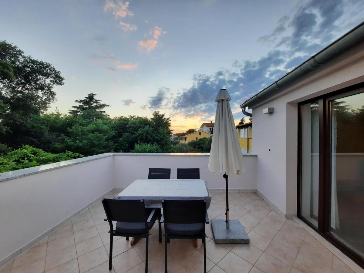 Apartman Sofia Poreč Exterior foto