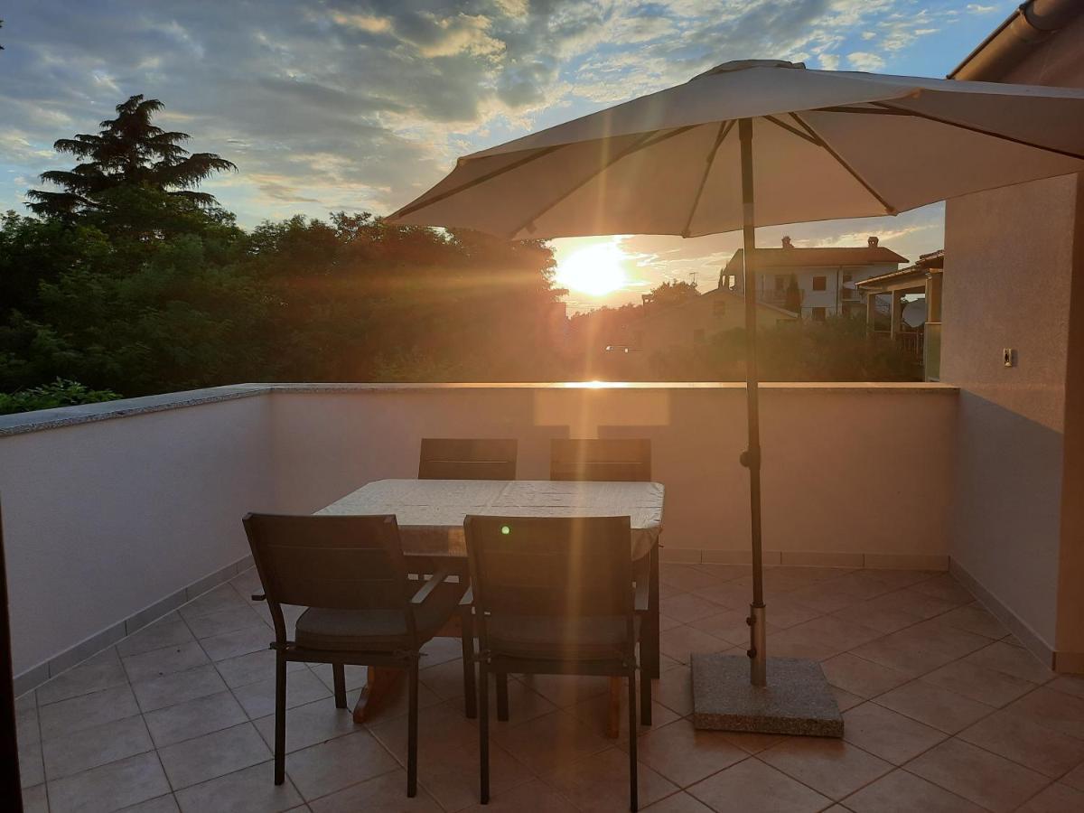 Apartman Sofia Poreč Exterior foto